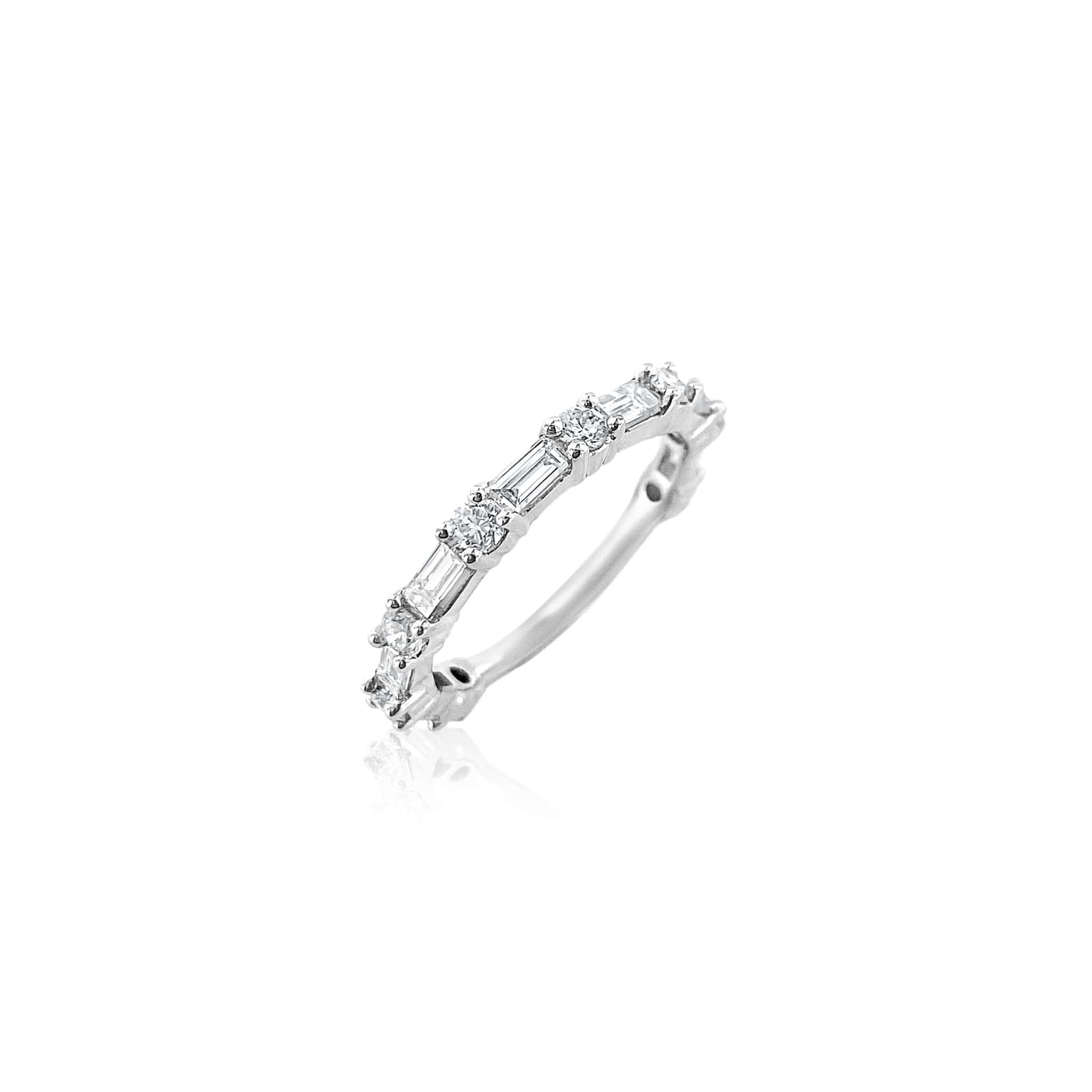 Single Baguette Diamond Ring – Diamond Queen Toronto